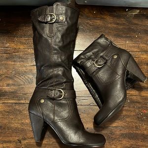 Style and Co. women’s brown boots
